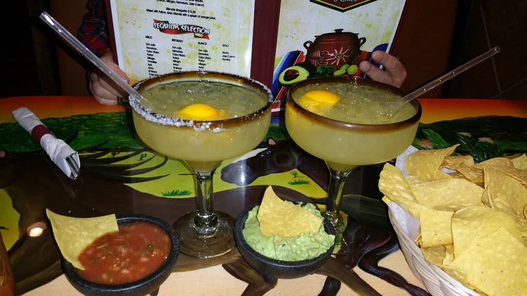 El Potro Mexican Bar & Grill | 156 Highland Ave, Malden, MA 02148, USA | Phone: (781) 605-3120