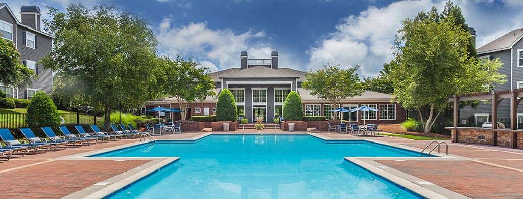 Waterford Creek Apartments | 10510 Waterford Creek Ln, Charlotte, NC 28212, USA | Phone: (704) 675-7392