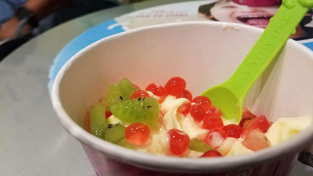 Menchies Frozen Yogurt | 9685 Lake Nona Village Pl, Orlando, FL 32827 | Phone: (407) 856-4811