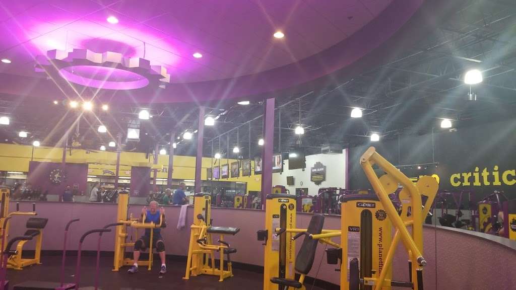 Planet Fitness - Lafayette, IN | 2121 Sagamore Pkwy S, Lafayette, IN 47905, USA | Phone: (765) 446-6600