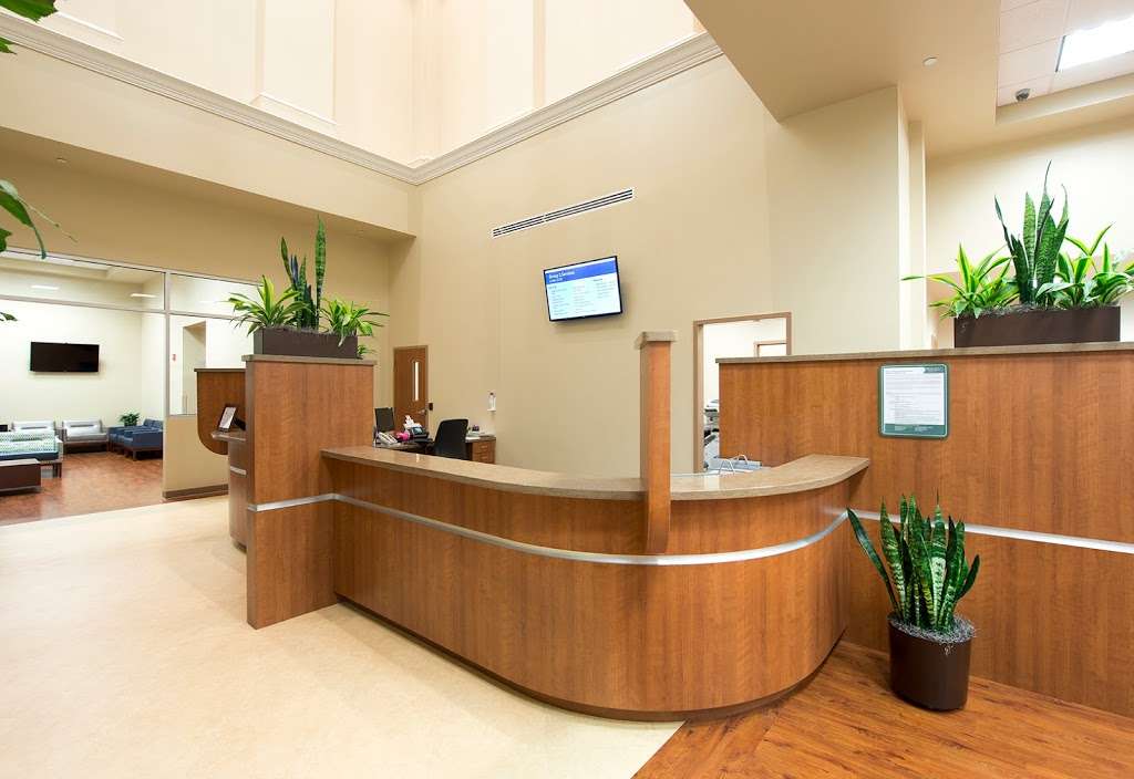 Leesburg Regional Medical Center Urgent Care | 550 E Dixie Ave, Leesburg, FL 34748, USA | Phone: (352) 323-2273