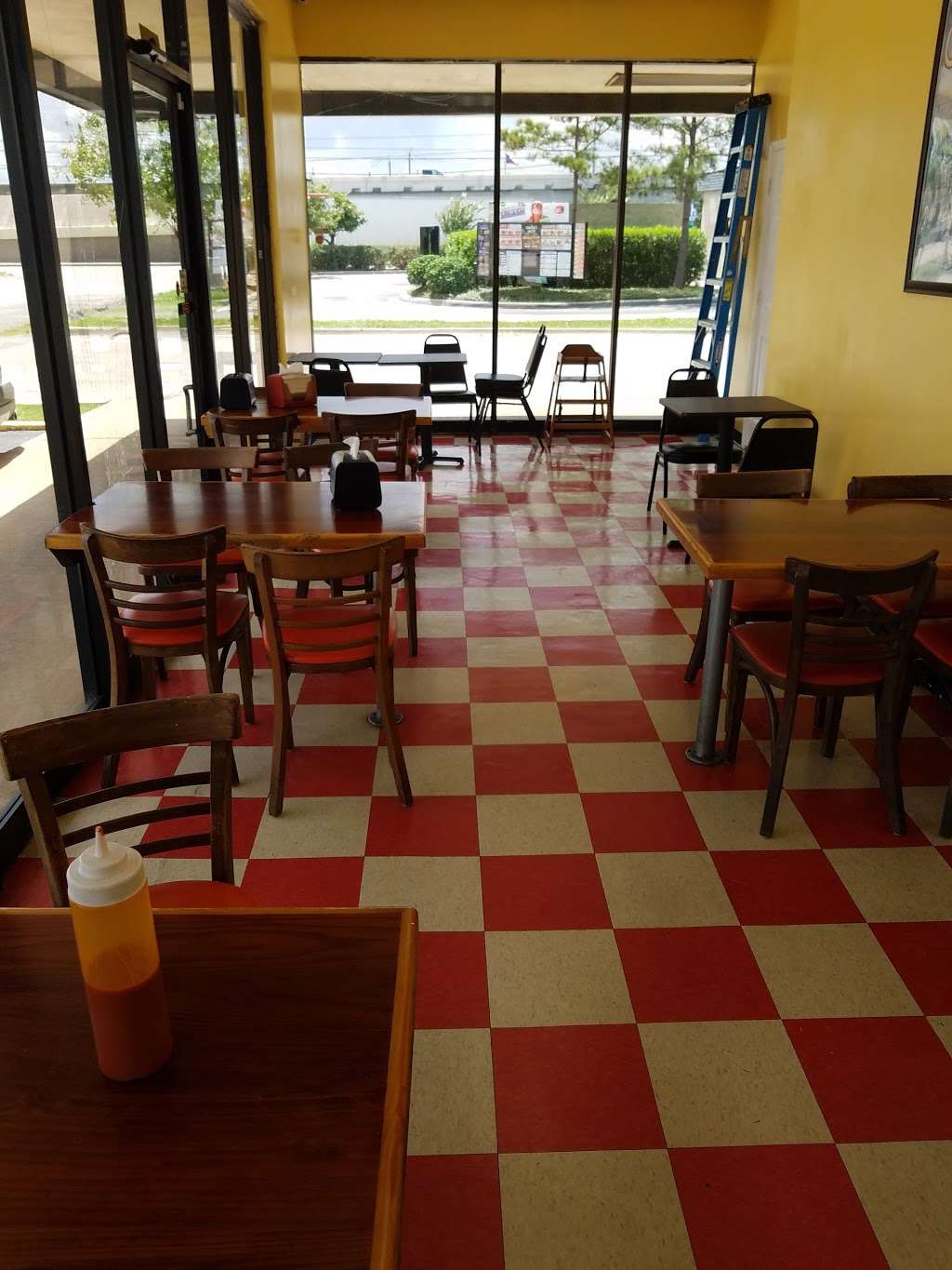 The Cuban Cafe | 4232 Decker Dr, Baytown, TX 77520, USA | Phone: (281) 424-2233