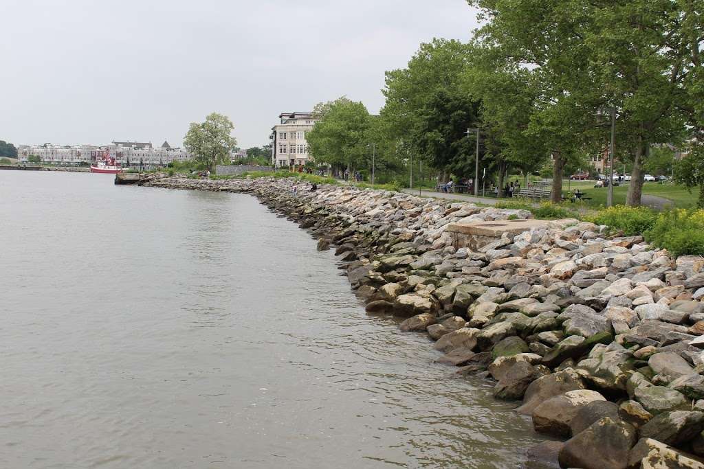 Scenic Hudson RiverWalk Park at Tarrytown | 250 W Main St, Tarrytown, NY 10591 | Phone: (914) 631-8347