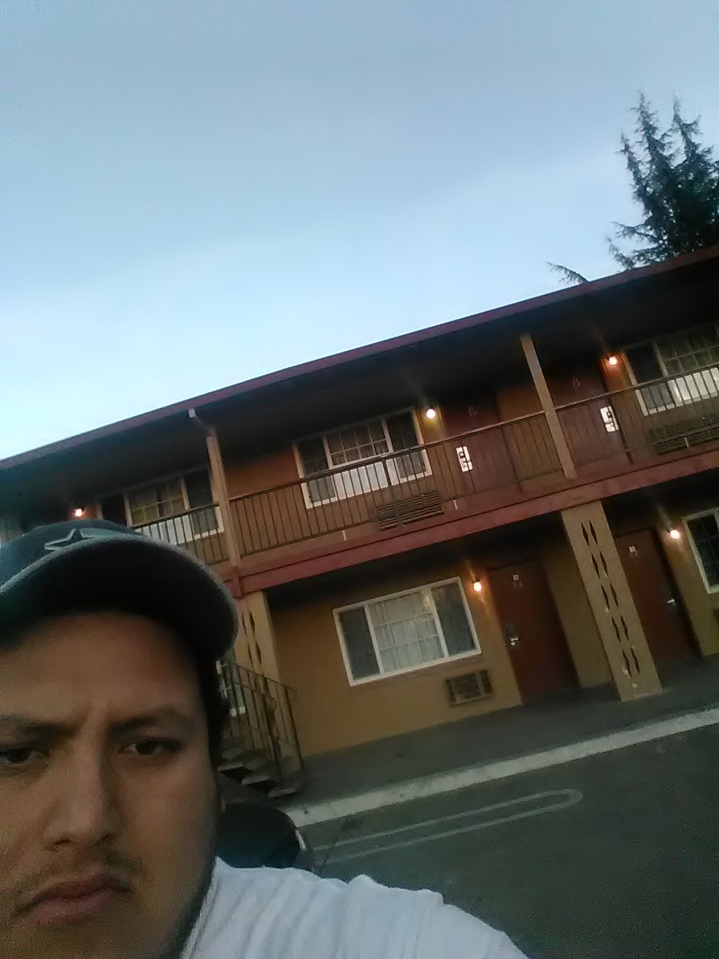 El Rancho Motel | 603 N Cherokee Ln, Lodi, CA 95240, USA | Phone: (209) 368-0651