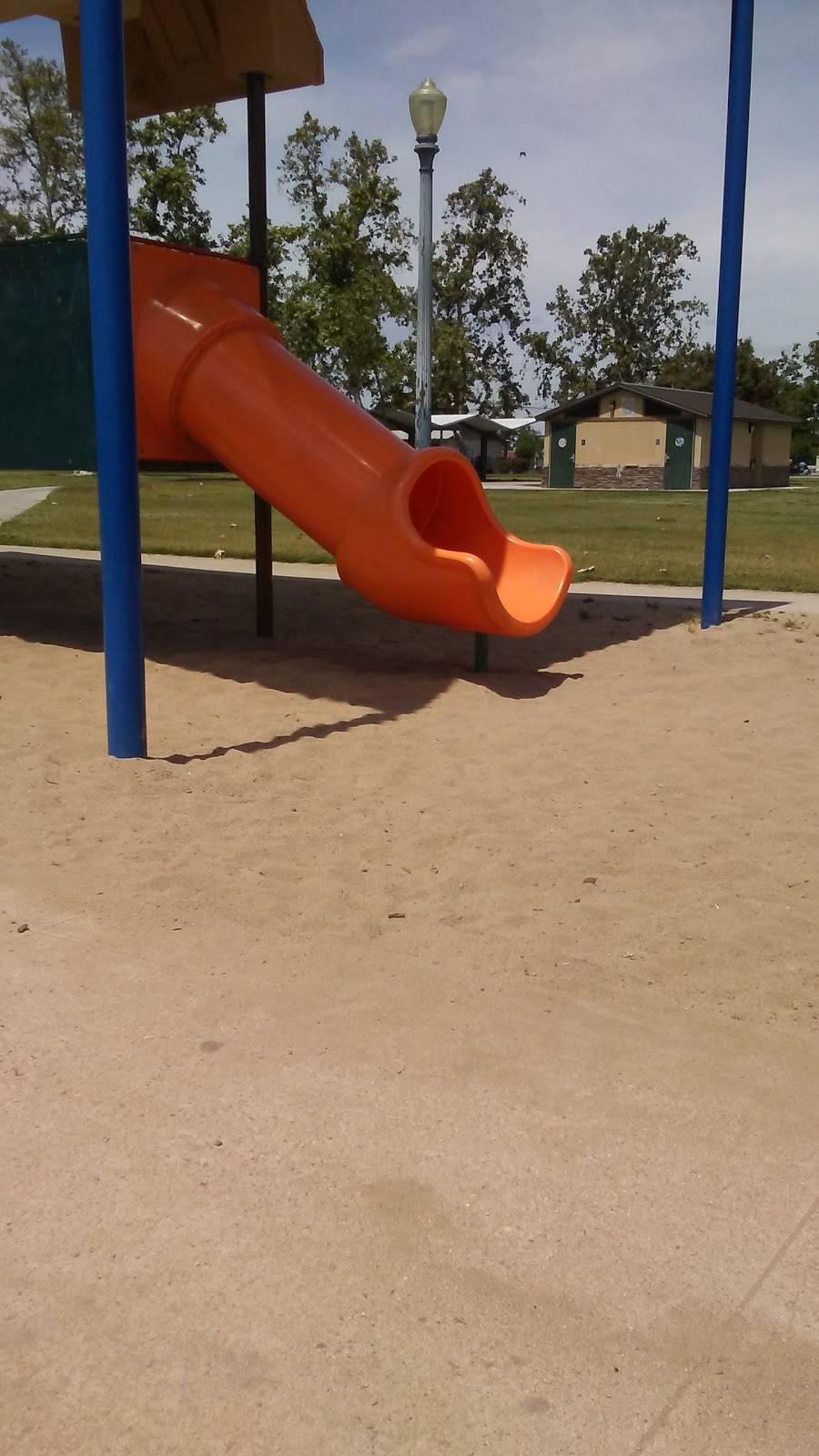 Lowell Park | 800 4th St, Bakersfield, CA 93304, USA | Phone: (661) 326-3866