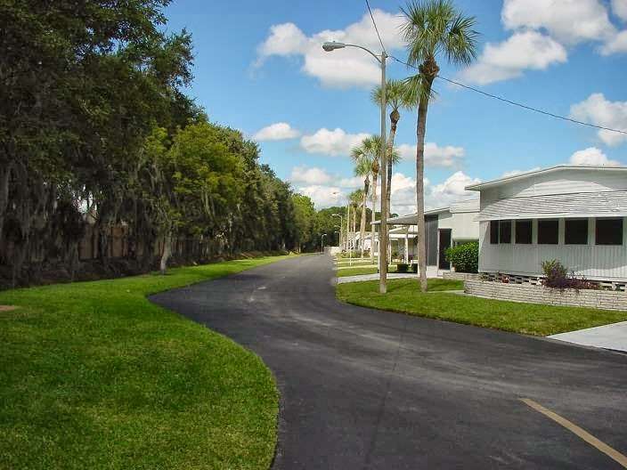 Imperial Manor Mobile Home Terrace | 1 W Imperial Dr, Lakeland, FL 33815, USA | Phone: (863) 683-2556