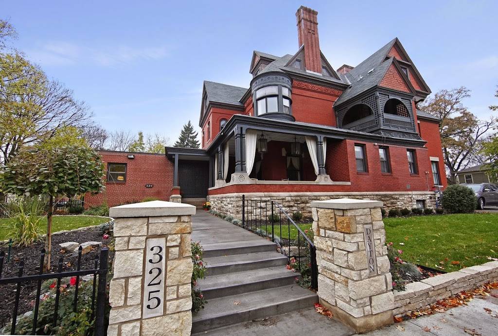 The New Victorian Mansion Bed & Breakfast | 325 Dayton Ave, St Paul, MN 55102, USA | Phone: (651) 321-8151