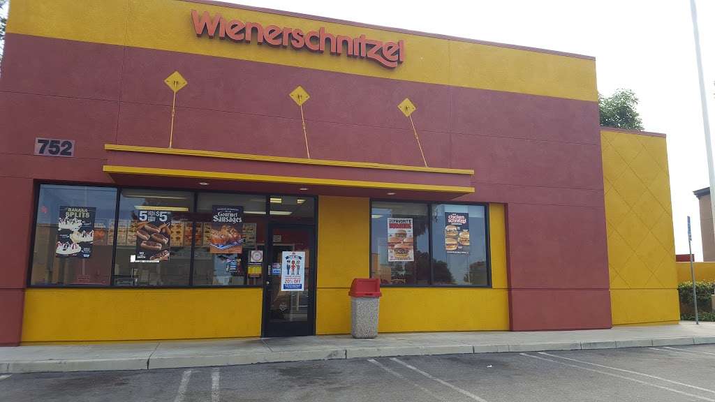 Wienerschnitzel | 752 E Dyer Rd, Santa Ana, CA 92705 | Phone: (714) 966-8543