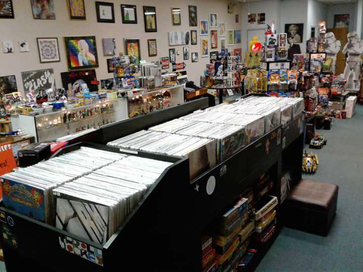 Catapult Collectibles | 40 W Terra Cotta Ave j, Crystal Lake, IL 60014, USA | Phone: (815) 893-4747