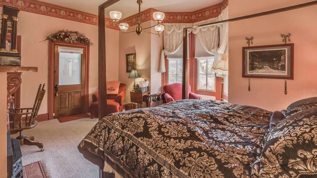 Hooper Homestead Bed and Breakfast | 210 Hooper St, Central City, CO 80427, USA | Phone: (303) 809-5679