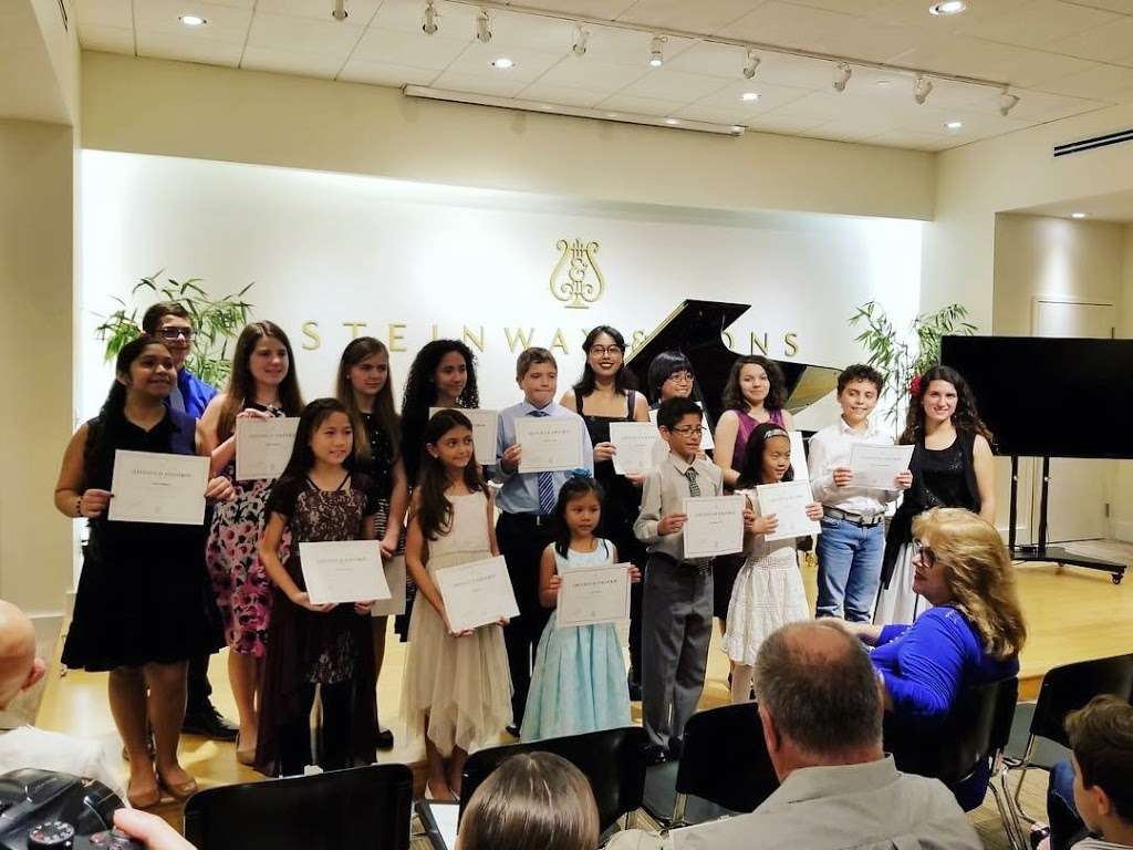 StudiobySarah - Piano, Violin, and viola music lessons and class | 3500 NW 84th Ave, Sunrise, FL 33351, USA | Phone: (305) 772-2099