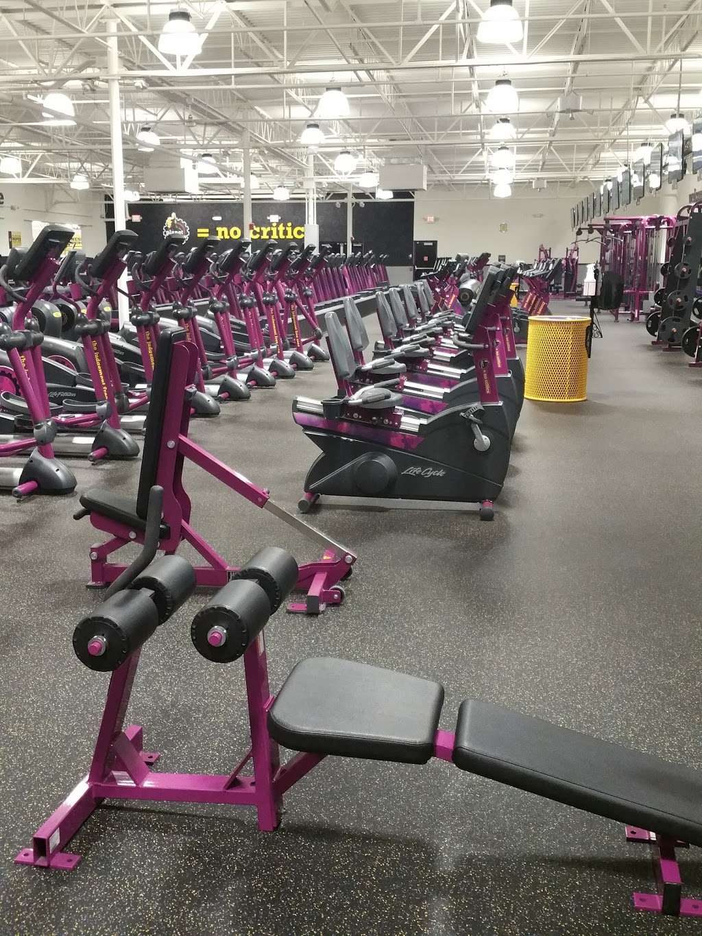 Planet Fitness | 703 N Broad St, Middletown, DE 19709, USA | Phone: (302) 378-2777