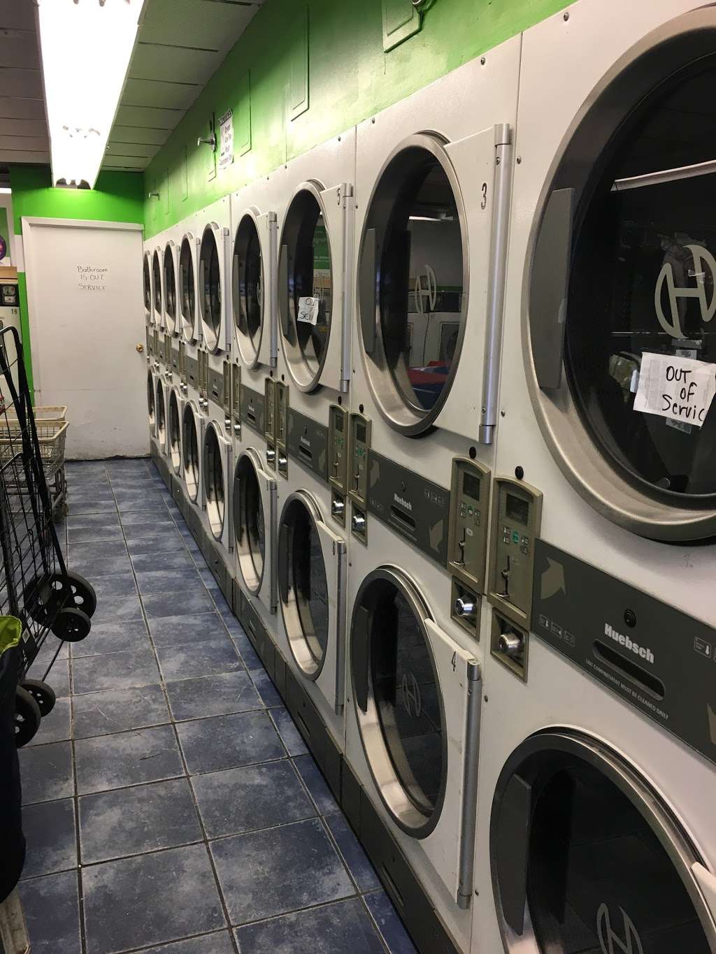 Good Clean Laundromat | 500 W 188th St, New York, NY 10040, USA | Phone: (212) 927-0261