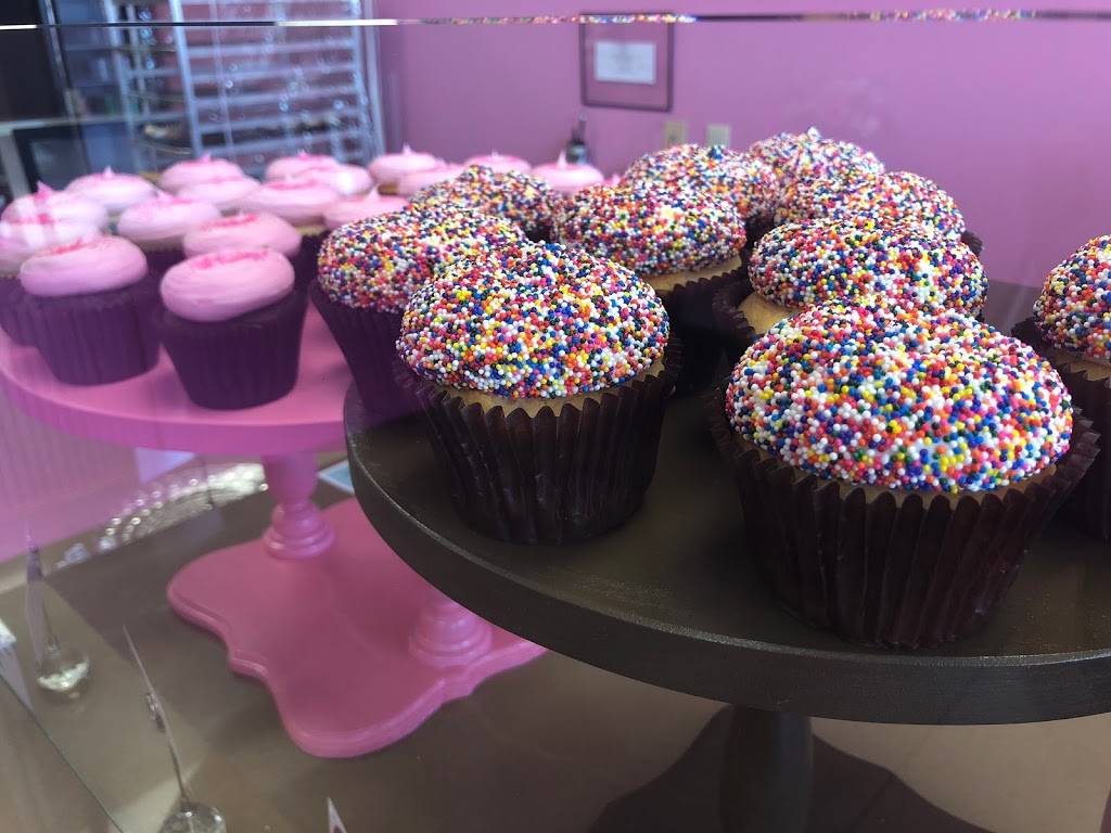 SMALLCAKES | 7130 W Maple St #220, Wichita, KS 67209, USA | Phone: (316) 942-2253