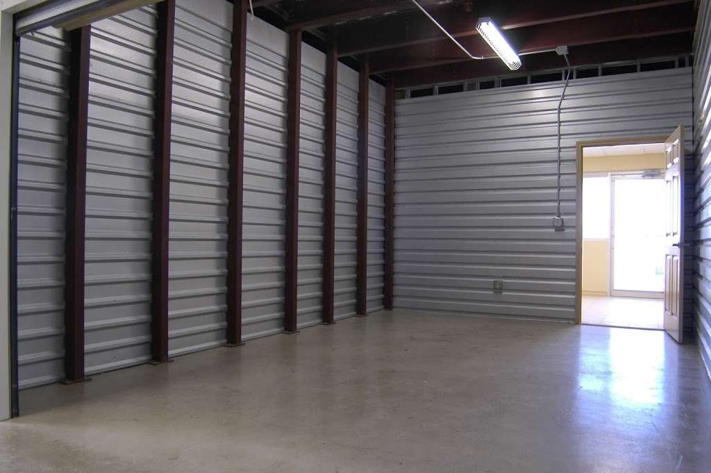 SurePoint Self Storage - FM 3009 | 17305 IH 35 N, Schertz, TX 78154, USA | Phone: (210) 617-3917