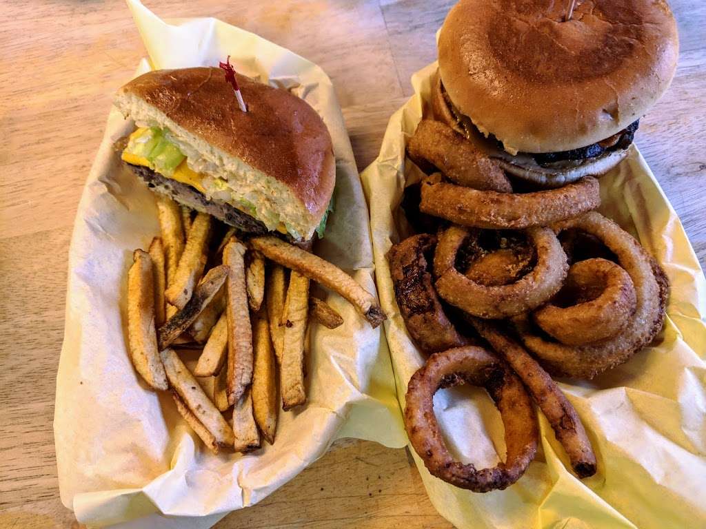 Cedar Glen Malt Shop | 29125 Hook Creek Rd, Cedar Glen, CA 92321, USA | Phone: (909) 485-1926