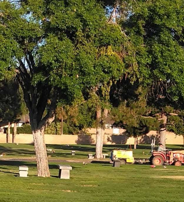 Greenlawn Cemetery | 3700 River Blvd, Bakersfield, CA 93305 | Phone: (661) 324-9701