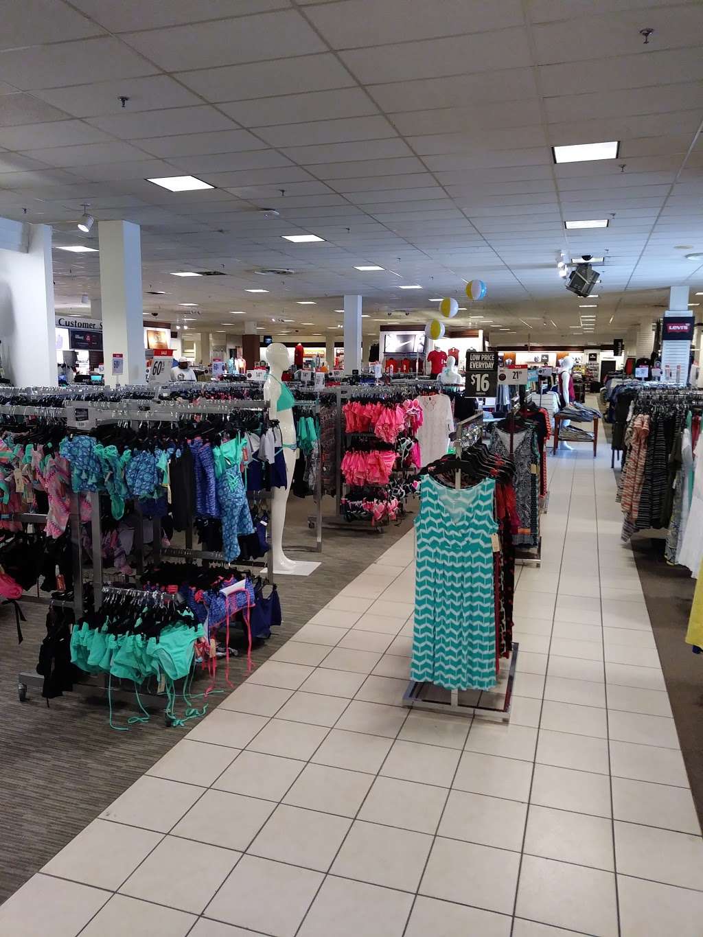 JCPenney | 300 Stroud Mall, Stroudsburg, PA 18360, USA | Phone: (570) 421-4778