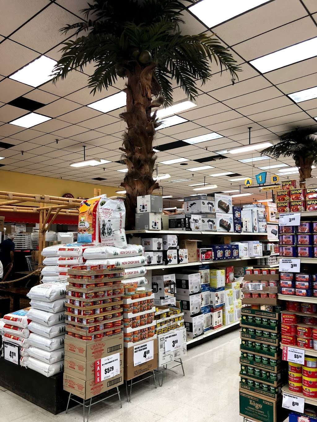 Island Pacific Supermarket | 1512 E Amar Rd, West Covina, CA 91792, USA | Phone: (626) 964-4858