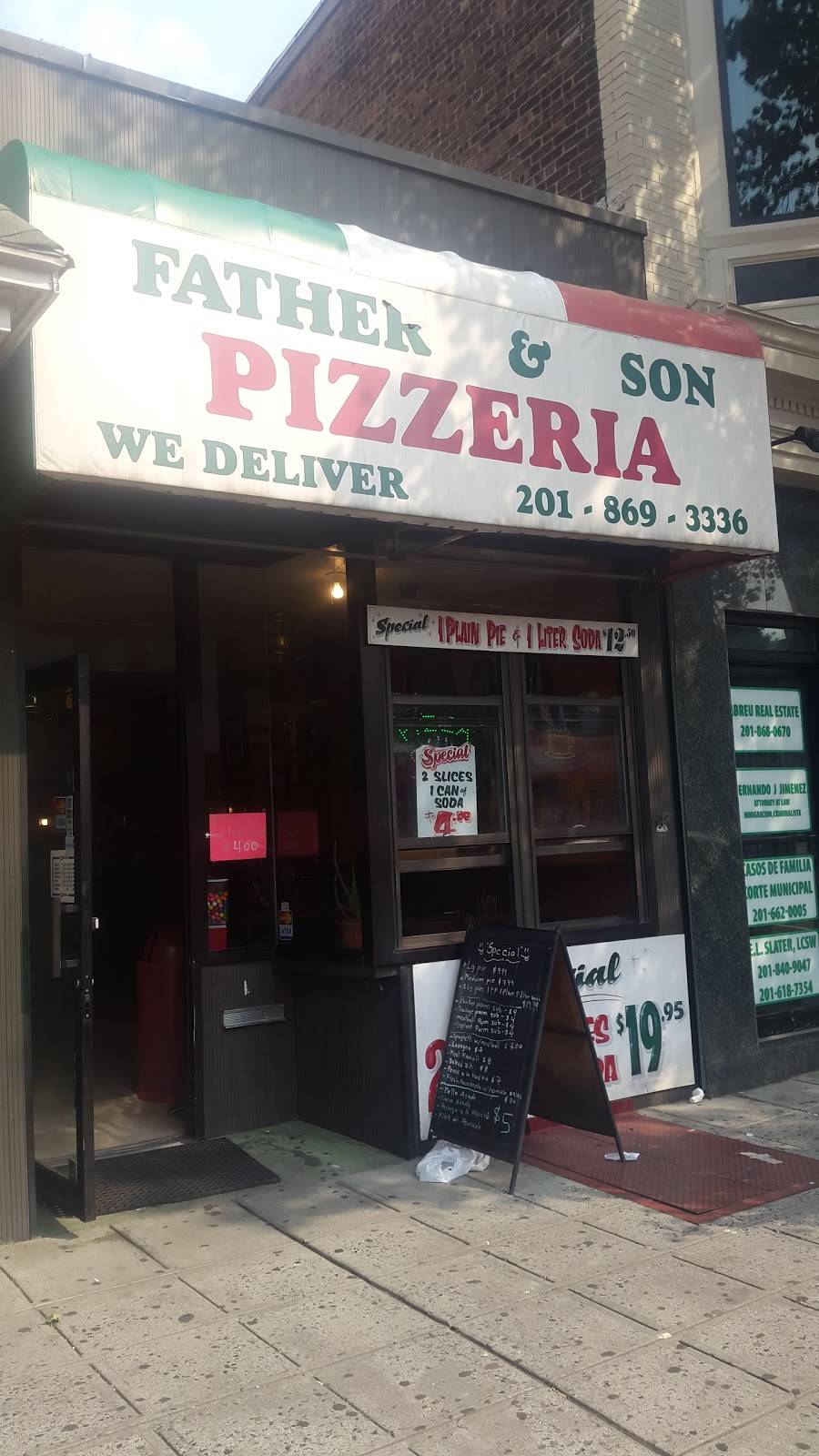 Father & Son Pizzeria | 6810 Bergenline Ave, Guttenberg, NJ 07093 | Phone: (201) 869-3336