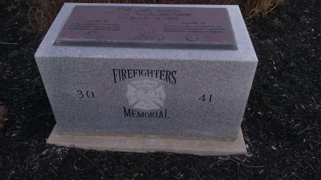 Firefighters Memorial | 4000-4038 E 87th St, Kansas City, MO 64132, USA