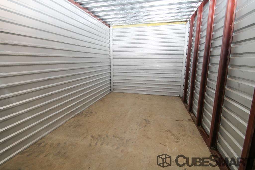 CubeSmart Self Storage | 242 S Salem St, Randolph, NJ 07869, USA | Phone: (973) 989-7722