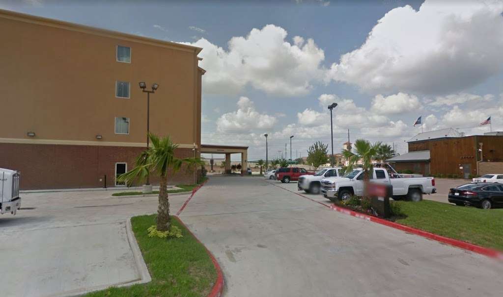 Comfort Suites Northwest - Cy - Fair | 13355 Farm to Market 1960 Rd W, Houston, TX 77065 | Phone: (832) 912-4880