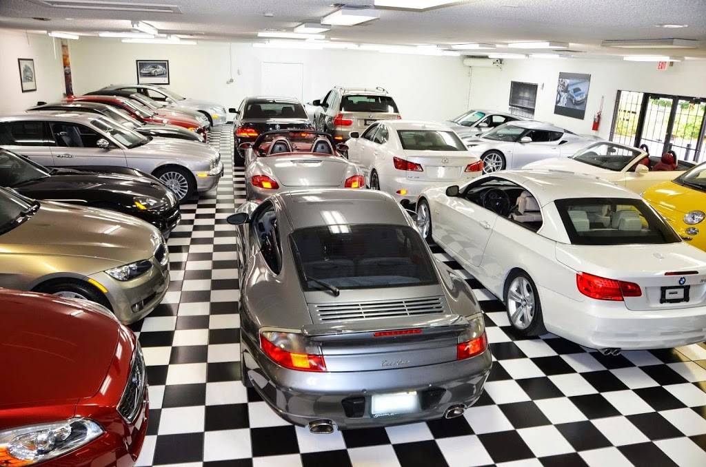 Genuine Motorcars Inc | 3170 24th Ave N, St. Petersburg, FL 33713, USA | Phone: (727) 877-1057