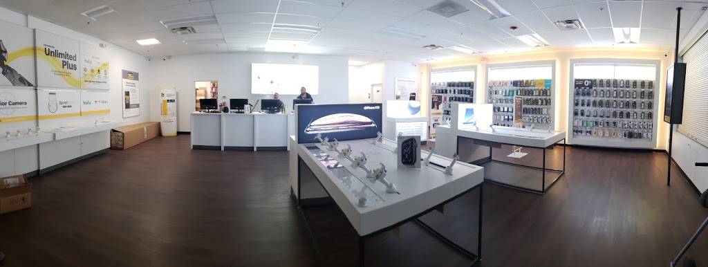 Sprint Store | 667 Peoria St, Aurora, CO 80011, USA | Phone: (720) 580-8111