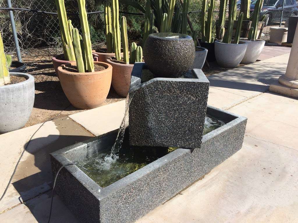 Earthstone Containers & Design | 1974 E Deer Valley Dr, Phoenix, AZ 85024, USA | Phone: (602) 569-9430