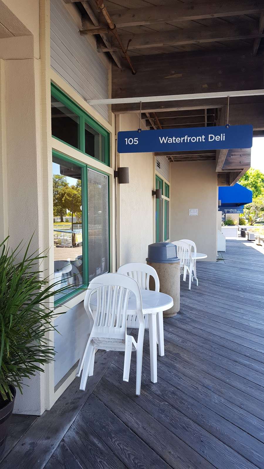 Waterfront Deli | 1070 Marina Village Pkwy #105, Alameda, CA 94501, USA | Phone: (510) 769-0240