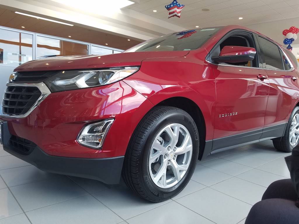 West-herr Chevrolet Of Orchard Park | 3575 Southwestern Blvd, Orchard Park, NY 14127, USA | Phone: (716) 514-4138