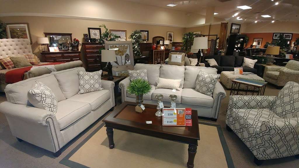 Ashley HomeStore | 120 Commerce Blvd, Fairless Hills, PA 19030, USA | Phone: (215) 945-3659