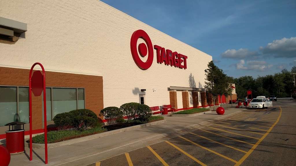 Target | 91 Taunton St, Plainville, MA 02762, USA | Phone: (508) 643-5008