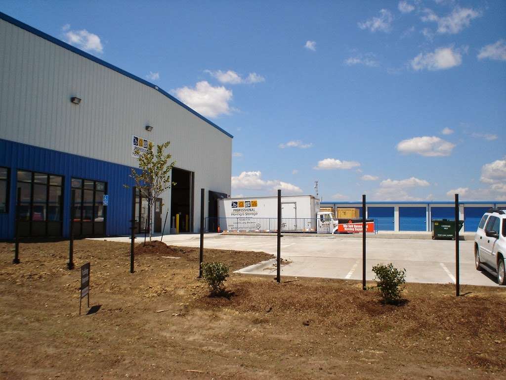 Professional Moving & Storage | 3620 Thomas Ct, Lawrence, KS 66046, USA | Phone: (785) 842-1115