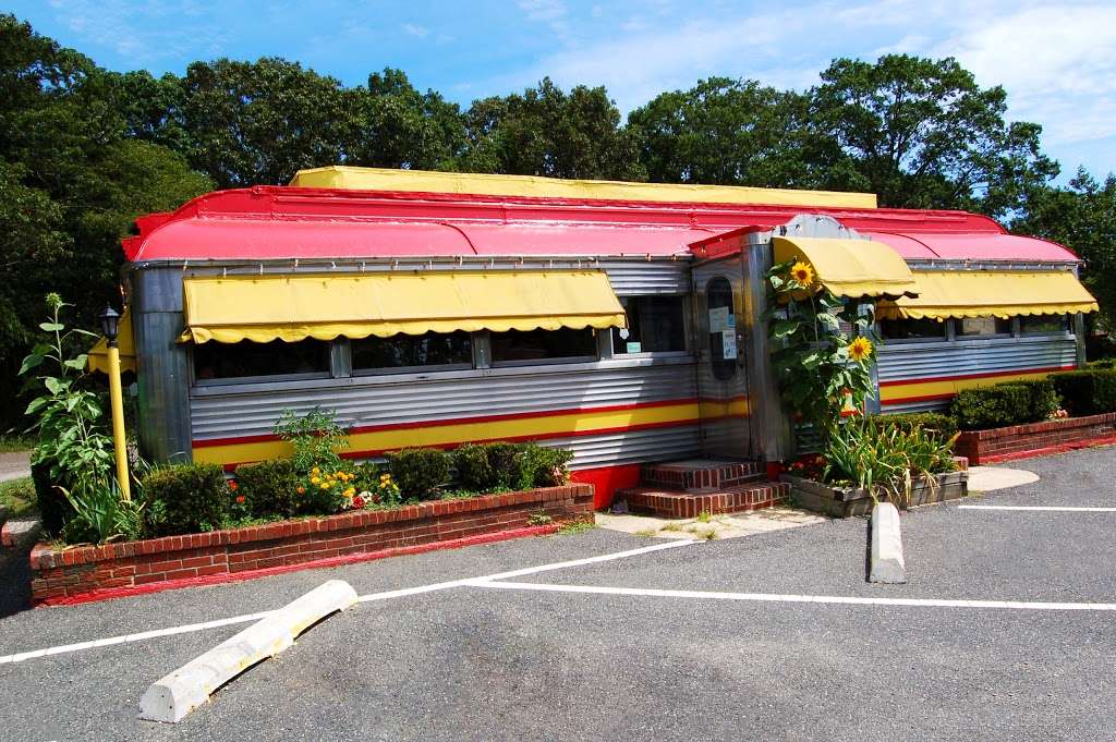 Roadside Diner | 5016 NJ-33, Wall Township, NJ 07727, USA | Phone: (732) 919-1199