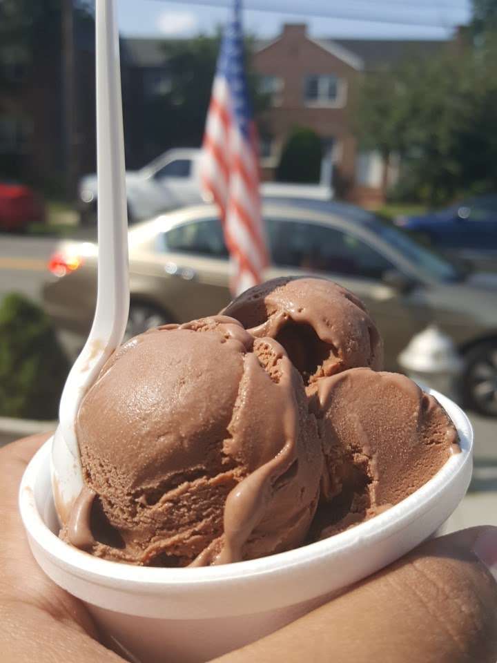 Pessos Ices & Ice Cream | 203-20 35th Ave, Bayside, NY 11361, USA | Phone: (718) 224-9130