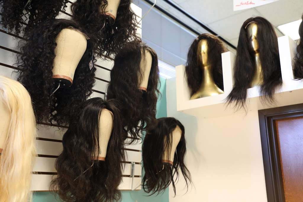 Bundle Box Virgin Hair Company | 8344 E R L Thornton Fwy #102, Dallas, TX 75228, USA | Phone: (855) 542-8635