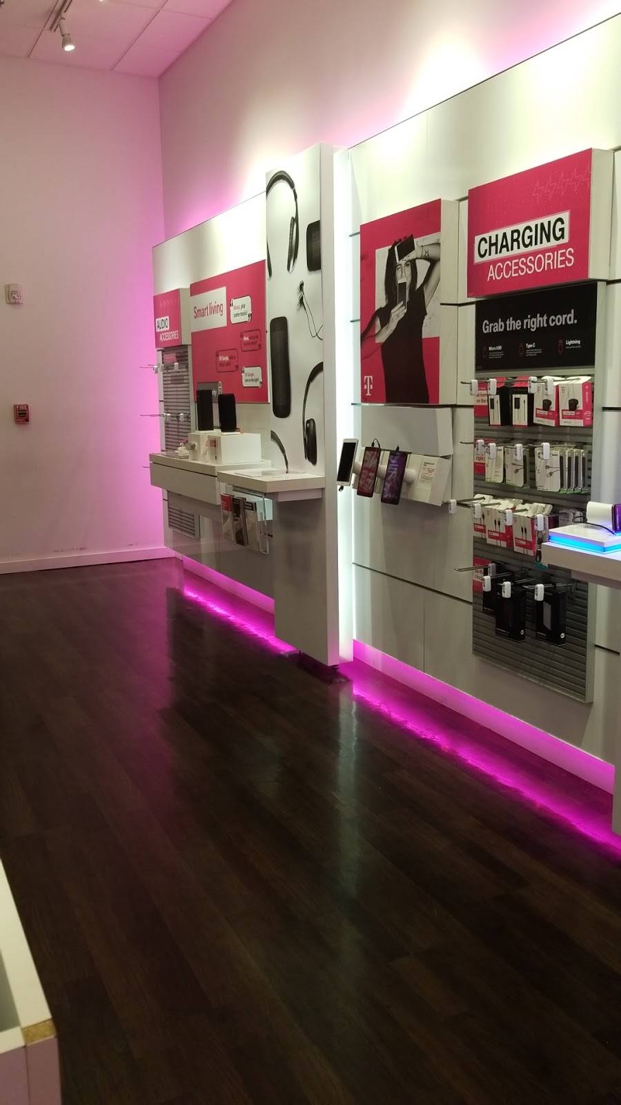 T-Mobile | 43813 Pacific Commons Blvd, Fremont, CA 94538 | Phone: (510) 683-6187