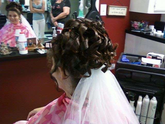 Rhondas Family Hair Care | 19921 FM 1485, New Caney, TX 77357, USA | Phone: (281) 689-7719