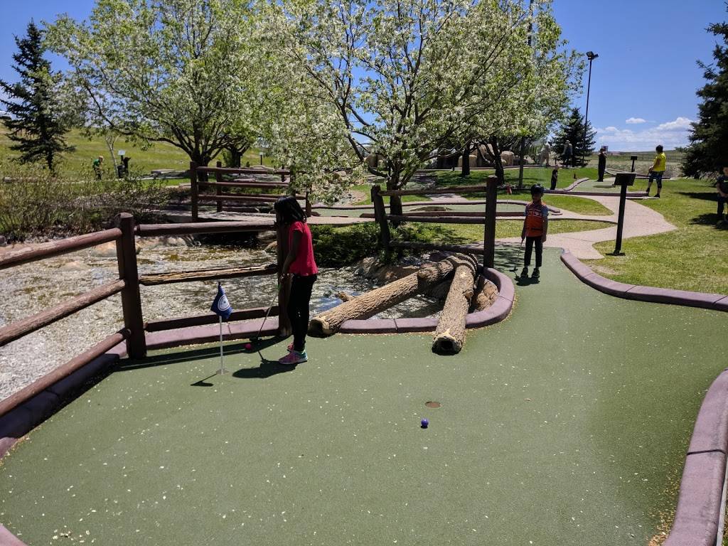 Family Sports Golf Course | 6901 S Peoria St, Centennial, CO 80112, USA | Phone: (303) 649-1115