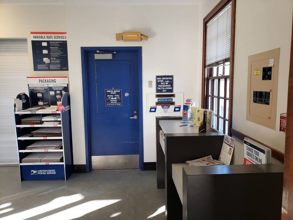 United States Postal Service | 131 Harrisville Main St, Harrisville, RI 02830, USA | Phone: (800) 275-8777