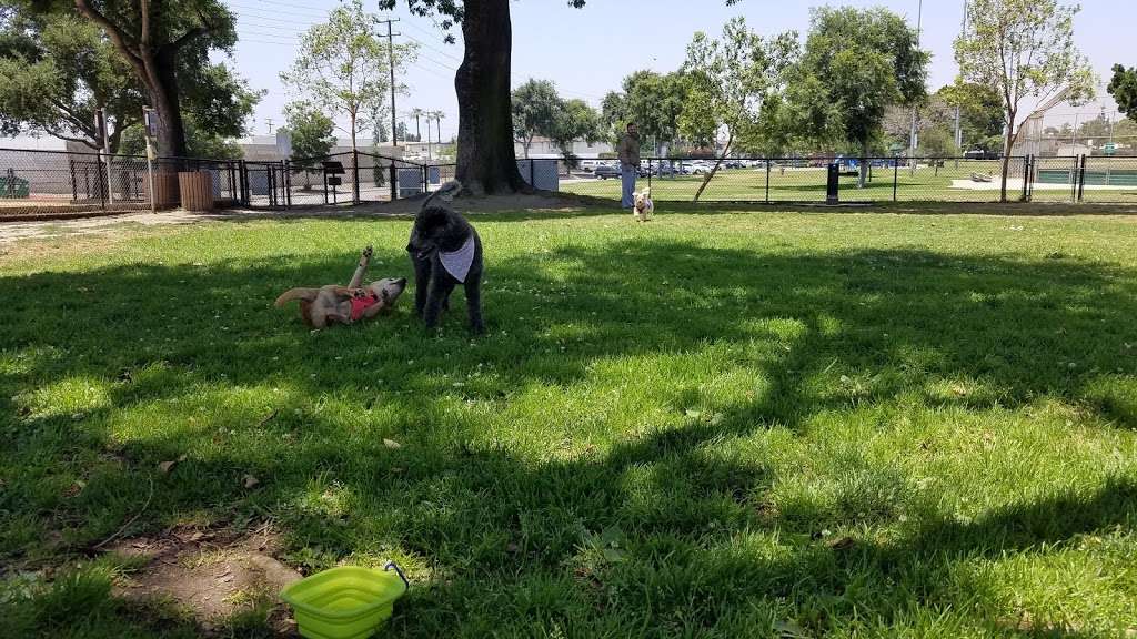 Rio San Gabriel dog park | Rio San Gabriel Park, 9612, Ardine St, Downey, CA 90241, USA