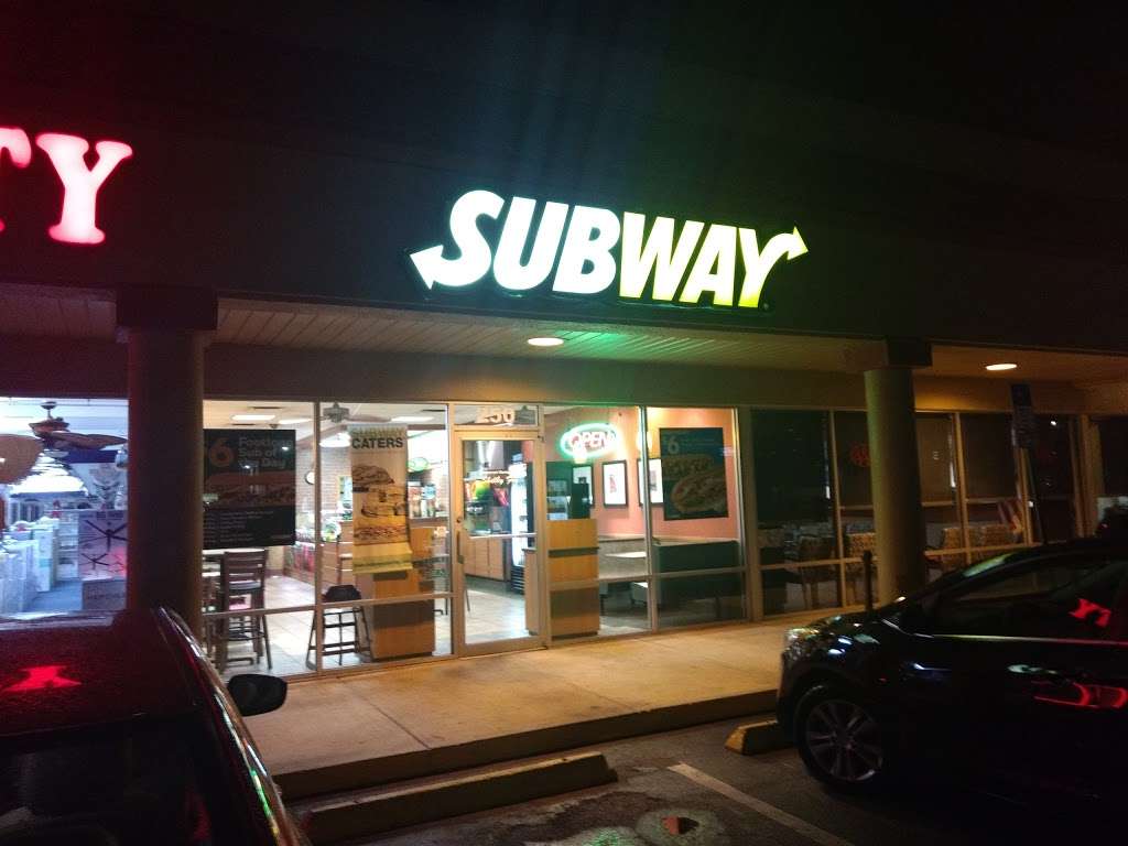 Subway Restaurants | 2525 W Intl Spdwy Blvd, Unit 250, Daytona Beach, FL 32114, USA | Phone: (386) 257-4207