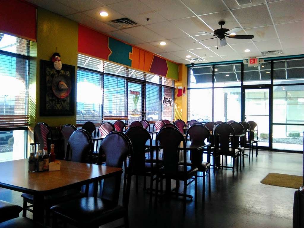 Las Chalupas Mexican Restaurant | 2993 South Grove Boulevard, Bargersville, IN 46106, USA | Phone: (317) 535-3355