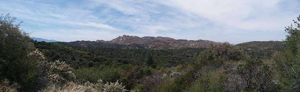 Rock Camp Hike | Metate / Rock Camp Trail 3W15, Lake Arrowhead, CA 92352