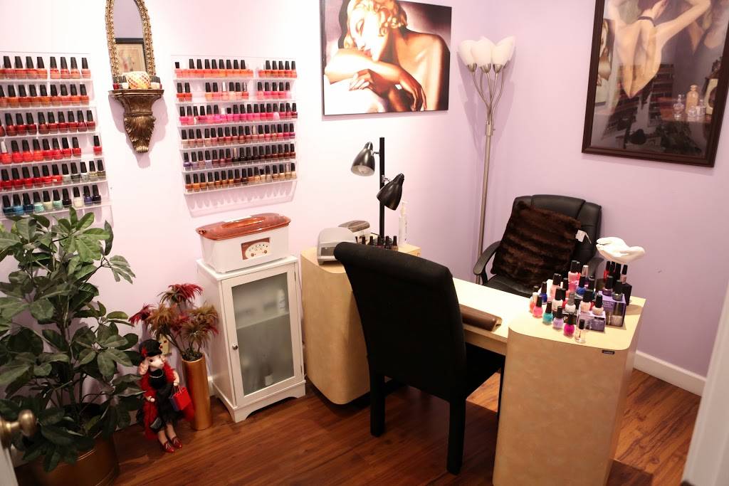 Enzos Salon & Spa | 12791 State Rd, North Royalton, OH 44133, USA | Phone: (440) 582-8484