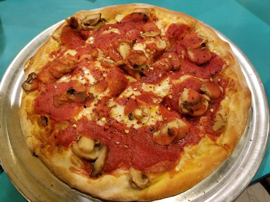 Grotto Pizza | 793 Garfield Pkwy, Bethany Beach, DE 19930, USA | Phone: (302) 537-3278