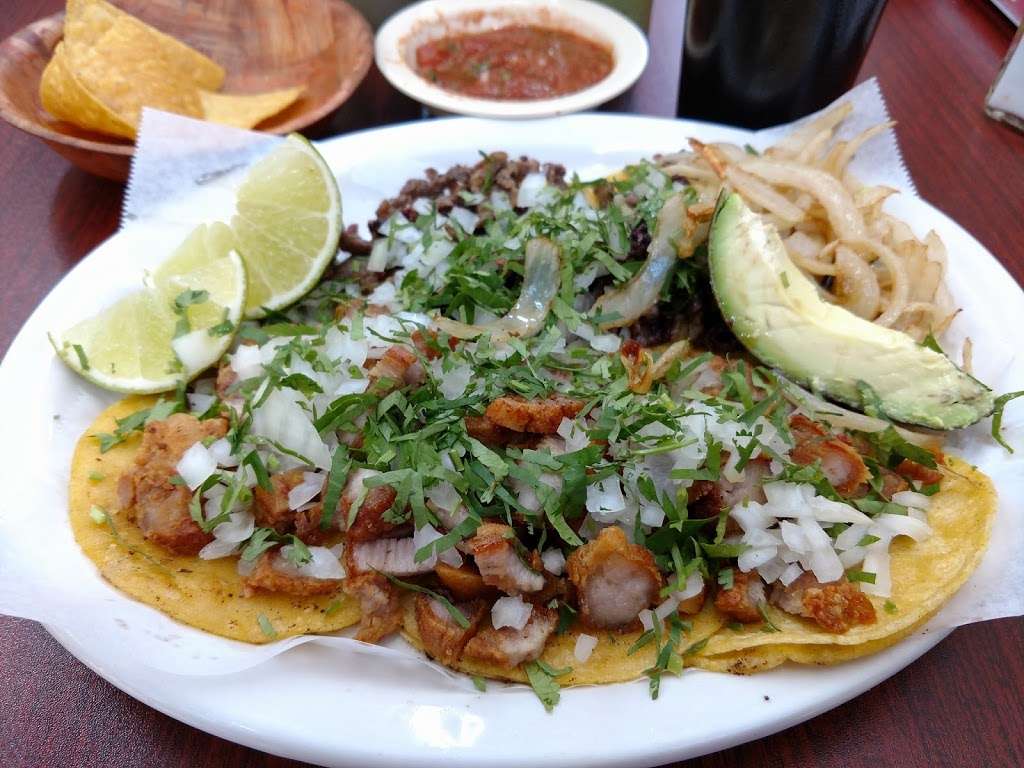 Losoyas Taqueria | 13444 West Ave No100, San Antonio, TX 78216 | Phone: (210) 495-5999