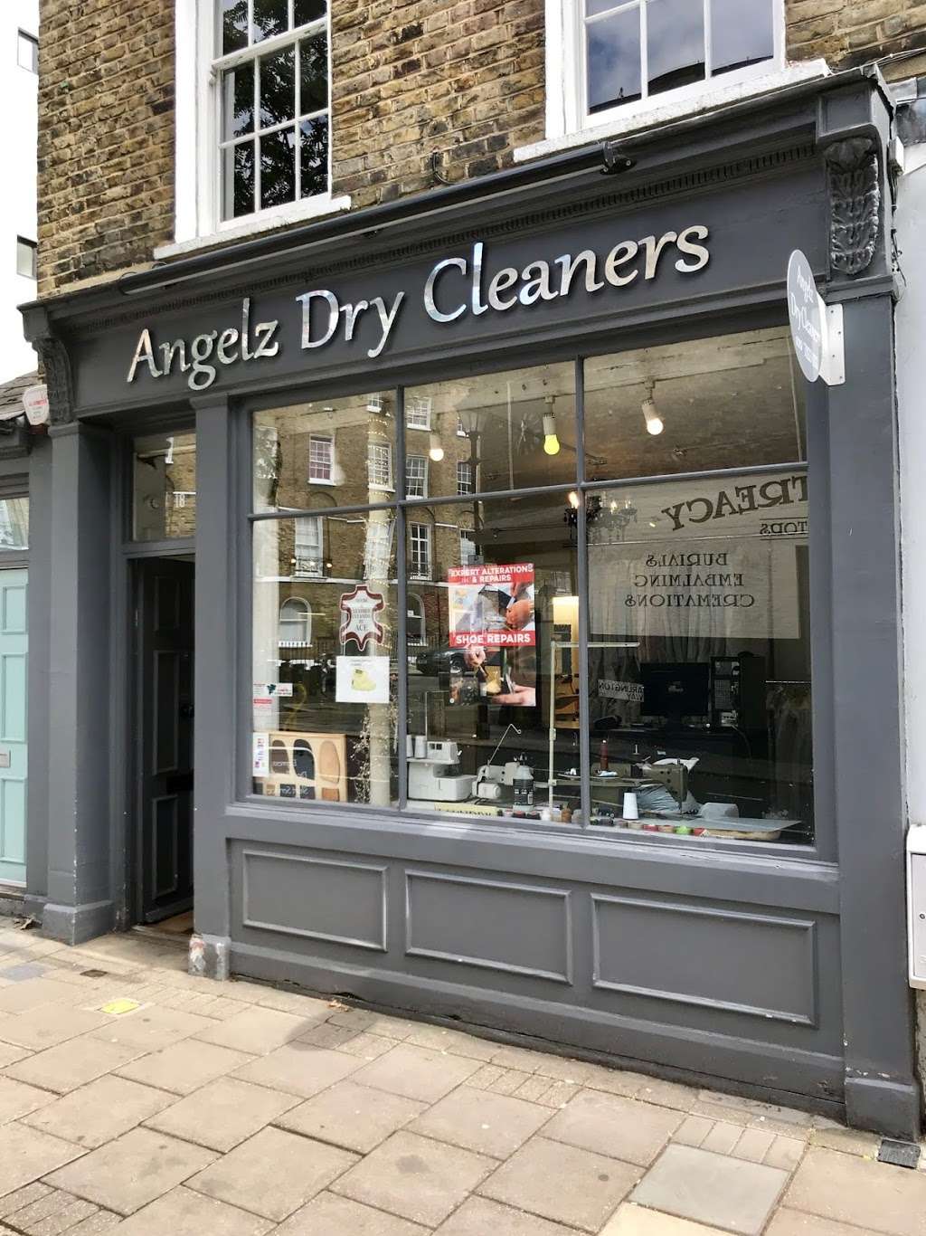 Angelz Dry Cleaners | 18 Arlington Way, Clerkenwell, London EC1R 1UY, UK | Phone: 020 7833 1133